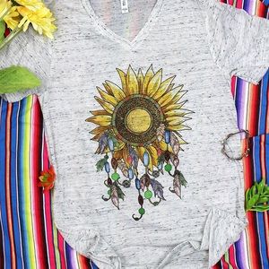 Dreamcatcher Sunflower Graphic Tee